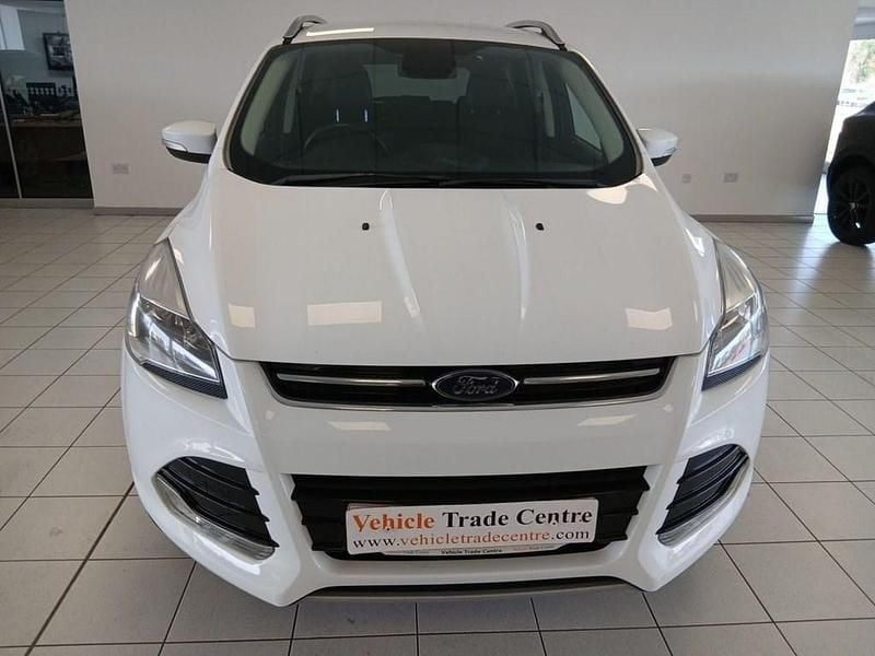 Used Ford Kuga Titanium 150 HP (110 kW) 2016 White SUV
