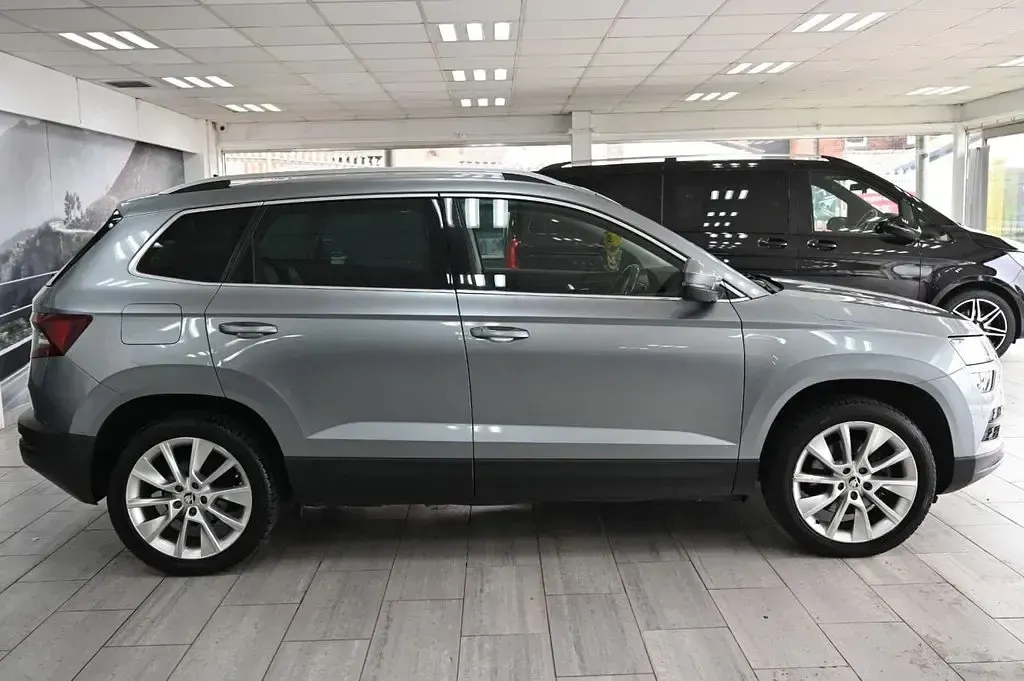 Używany Skoda Karoq SE L 150 KM (110 kW) 2019 Szary SUV
