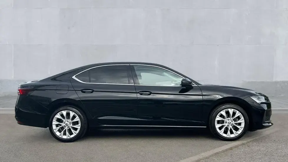 Used Skoda Superb SE L 150 HP (110 kW) 2024 Midnight black metallic