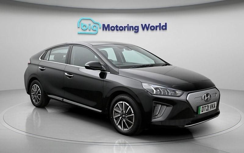 Used Hyundai Ioniq Premium 100 kW (136 HP) 2021 Black Hatchback