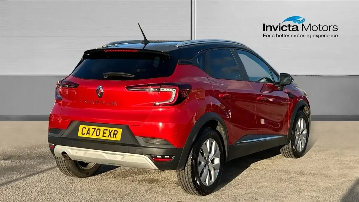Second-hand Renault Captur Iconic 130 CP (95 kW) 2020 Roșu SUV