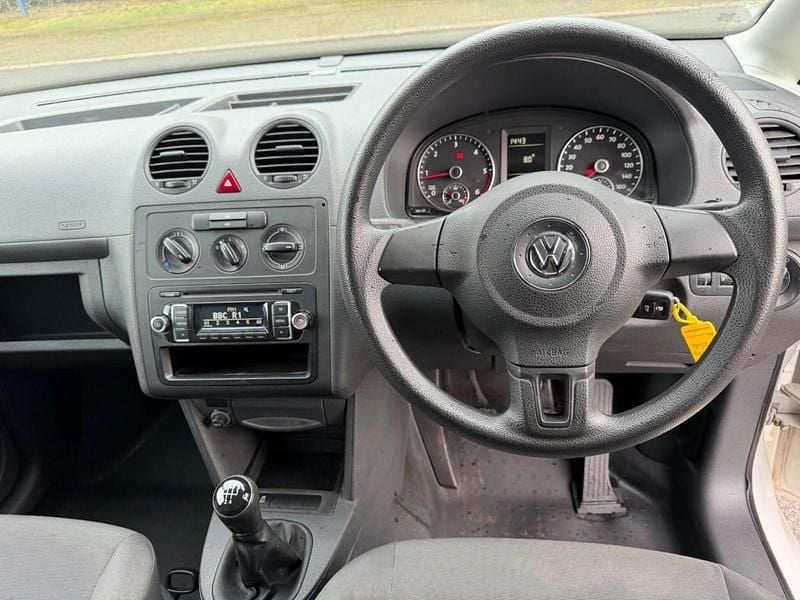 Used VW Caddy Startline 102 HP (75 kW) 2014 White MPV