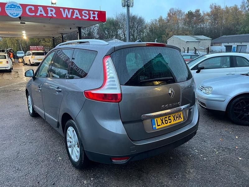 Used Renault Grand Scénic III Dynamique 110 HP (80 kW) 2015 Grey MPV
