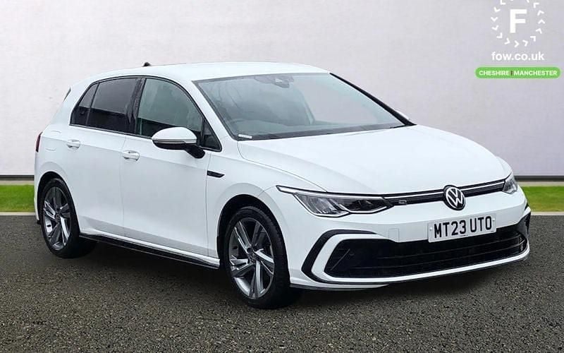 Used VW Golf VIII R-line 150 HP (110 kW) 2023 White Hatchback