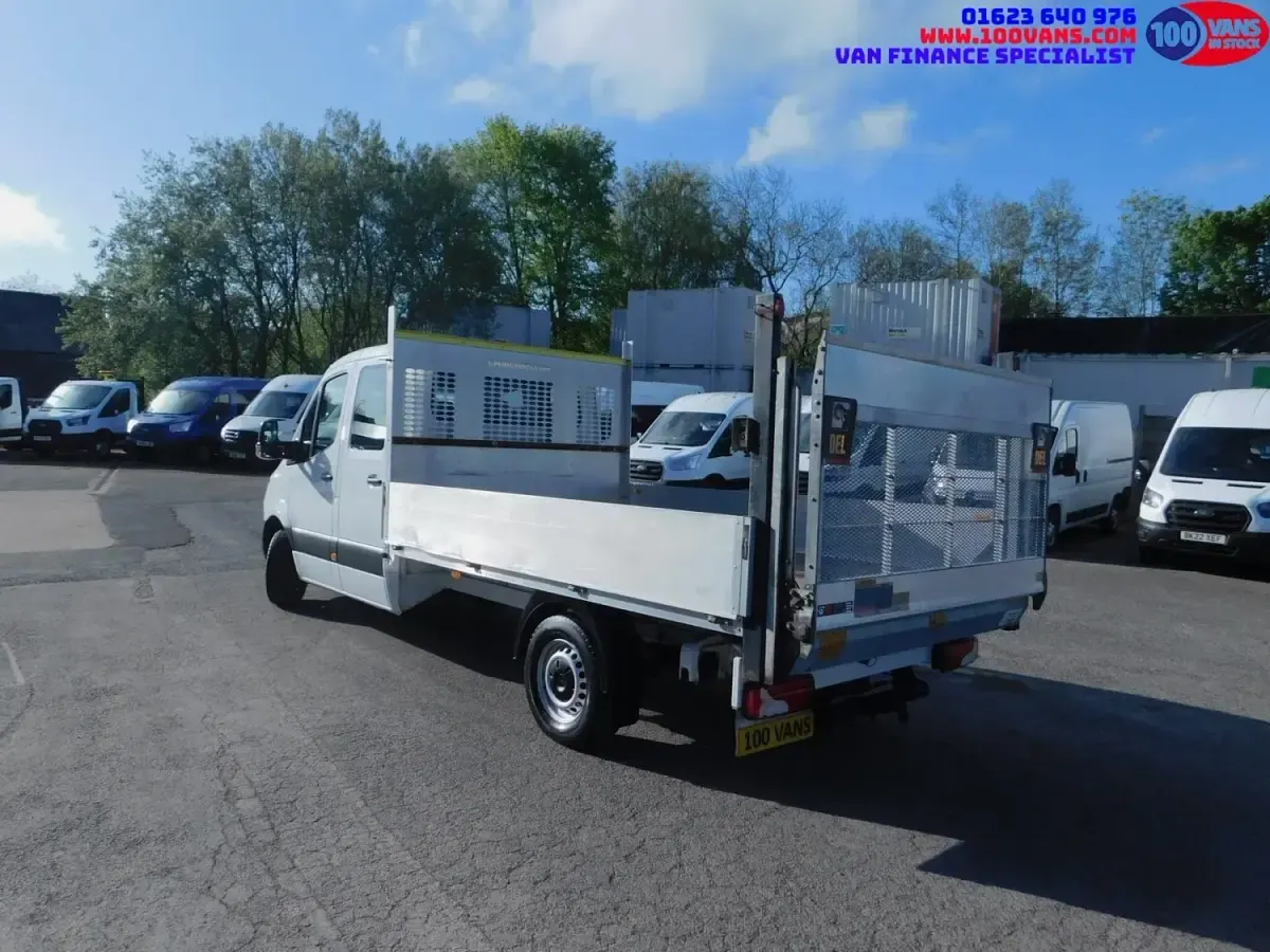 Begagnad Mercedes Sprinter 2019 Vit Van