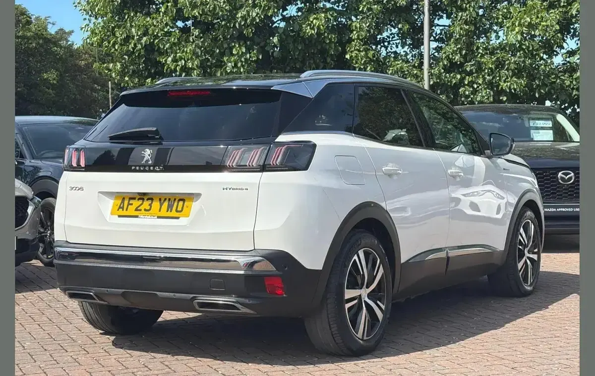Used Peugeot 3008 GTi 296 HP (217 kW) 2023 White SUV