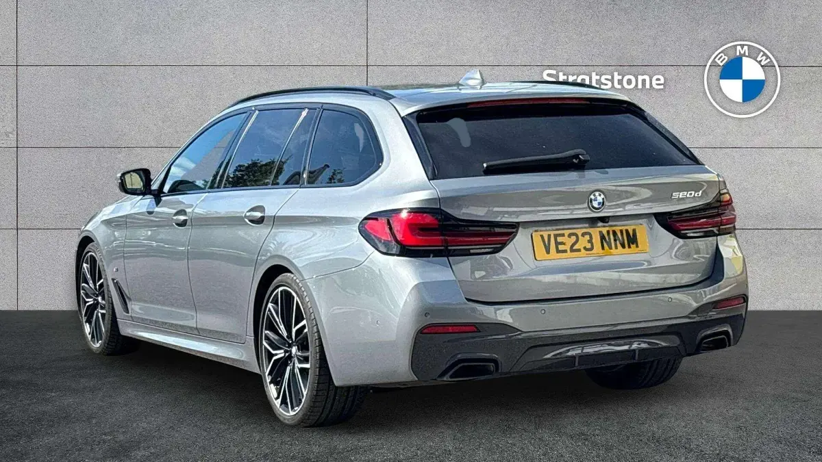 Used BMW 520 M Sport 187 HP (137 kW) 2023 Grey Estate