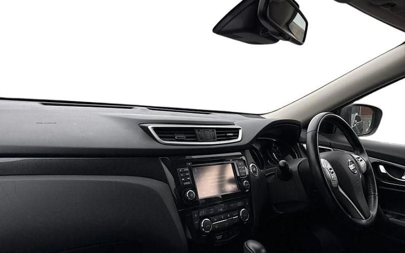 Used Nissan X-Trail N-Vision 177 HP (130 kW) 2017 Orange SUV