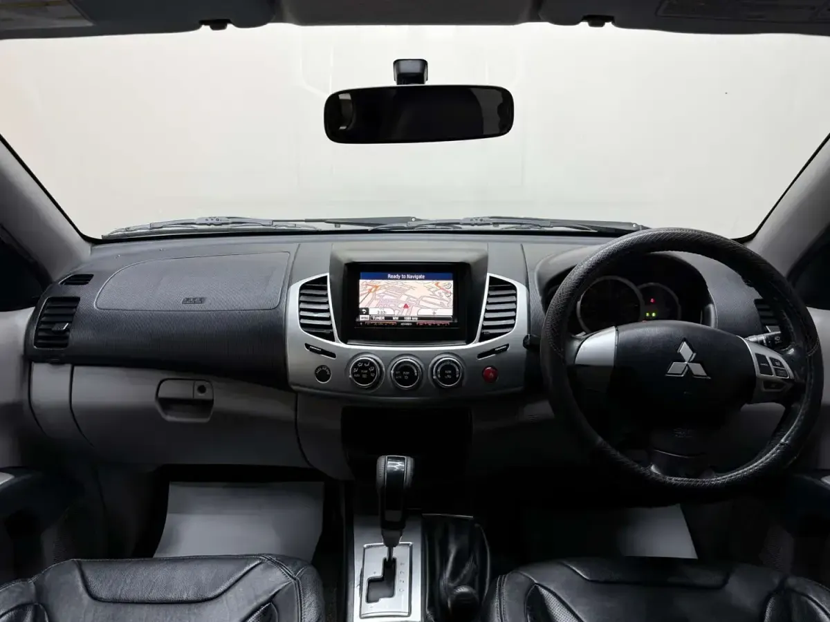 Usado Mitsubishi L200 178 HP (130 kW) 2010 Preto Pickup