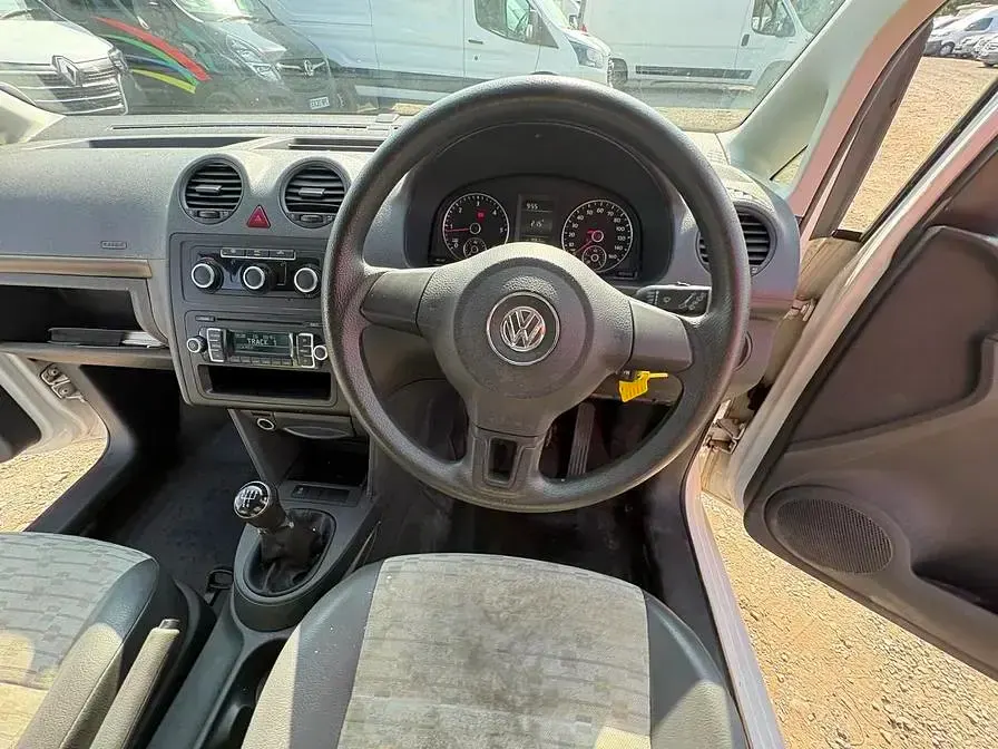 Used VW Caddy Startline 102 HP (75 kW) 2013 White MPV