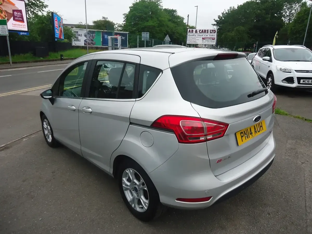 Used Ford B-MAX Zetec 100 HP (73 kW) 2014 Silver MPV