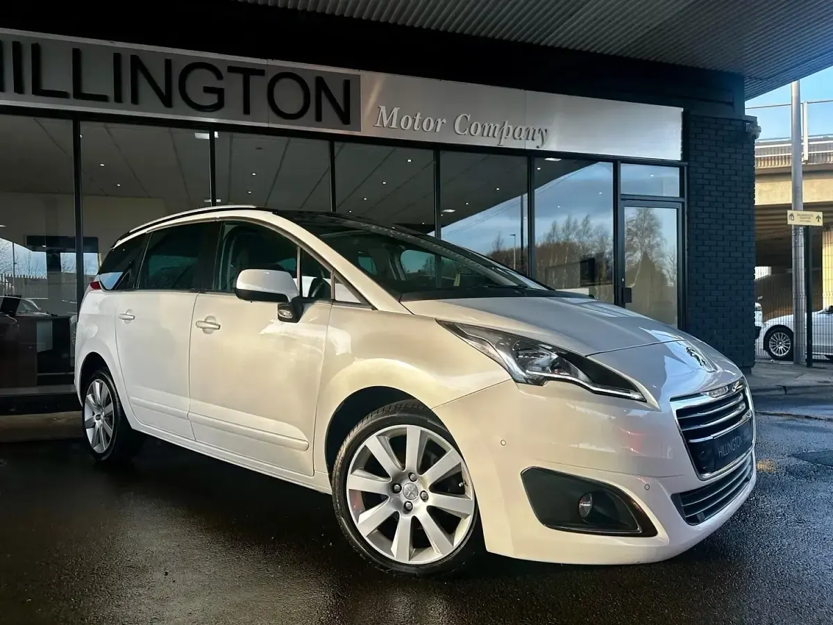 Used Peugeot 5008 Allure 2017 White MPV