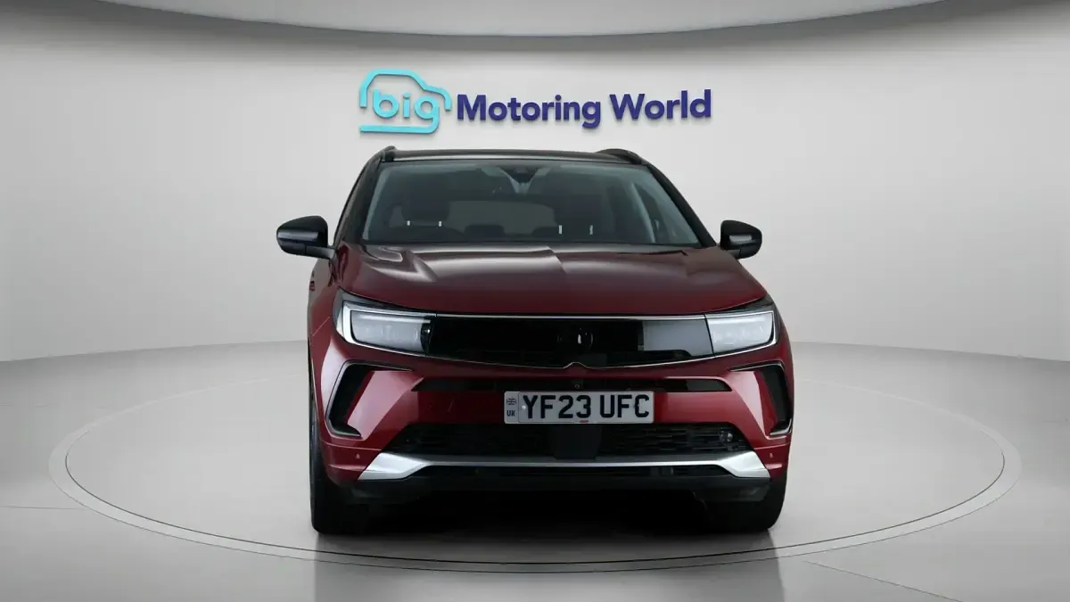 Used Vauxhall Grandland X Ultimate 131 HP (96 kW) 2023 Red SUV