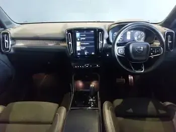 Used Volvo XC40 R-Design 163 HP (119 kW) 2021 Black SUV