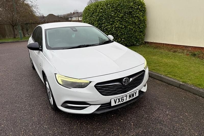 Used Vauxhall Insignia Design Edition 136 HP (100 kW) 2017