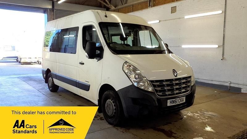 Used Renault Master 2011 White Estate