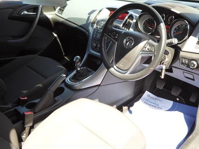 Used Vauxhall Astra GTC Sport 2014 Red Hatchback