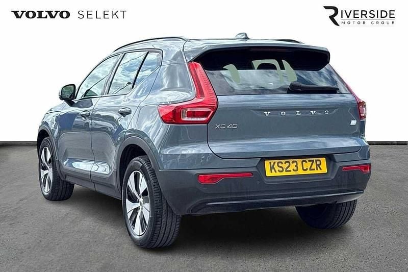 Used Volvo XC40 Plus 212 HP (155 kW) 2023 Grey SUV
