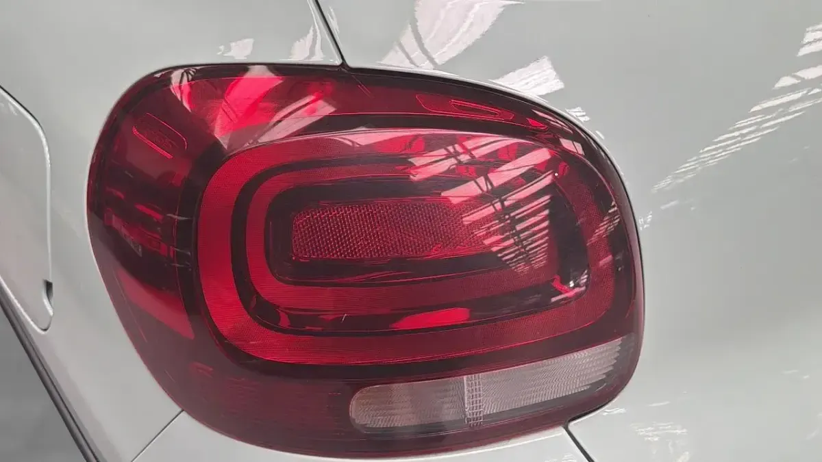 Used Citroën C3 Feel 67 HP (49 kW) 2019 Green Hatchback