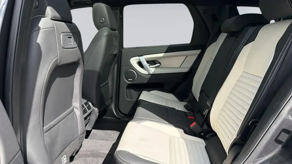 Used Land Rover Discovery 5 Landmark 269 HP (197 kW) 2026 Carpathian grey SUV