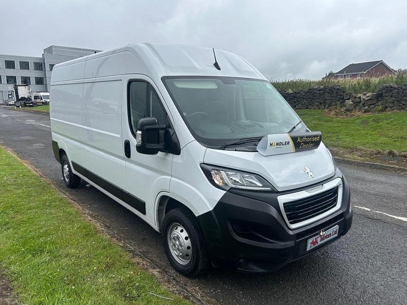 White Used 2023 Peugeot Boxer Premium Van | £12,995 - Image 1/4