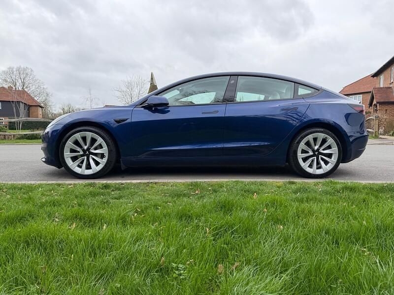 Used Tesla Model 3 Long Range AWD 77 kW (106 HP) 2021 Blue Sedan