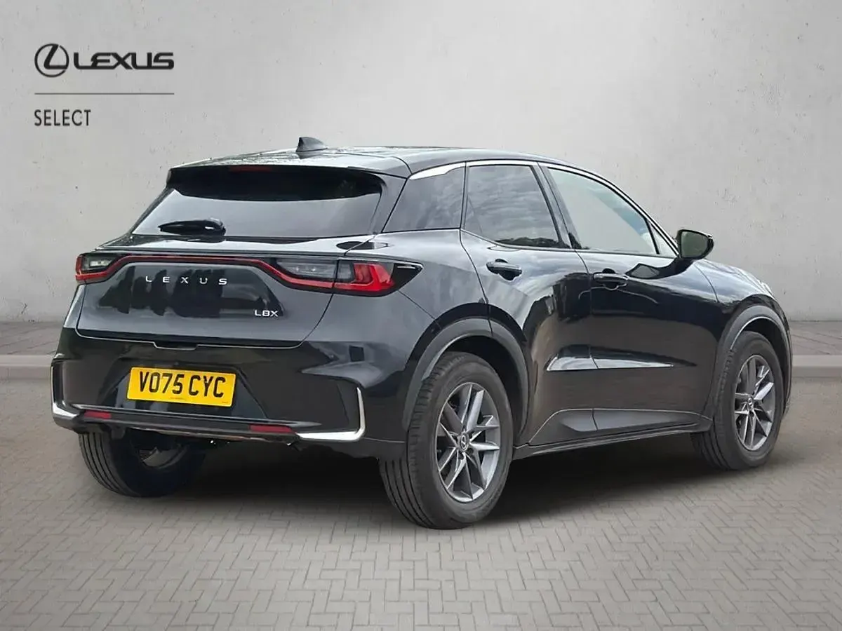 Used Lexus LBX 136 HP (100 kW) 2025 Black SUV