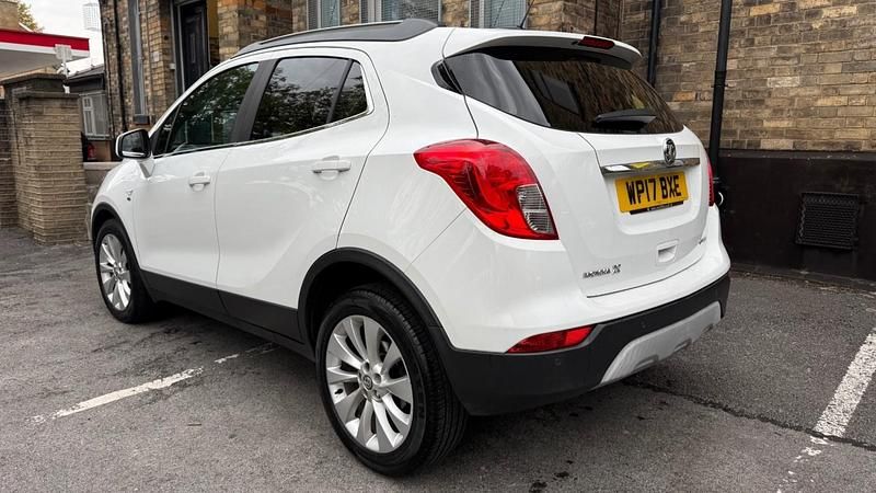 Used Vauxhall Mokka X Elite 140 HP (102 kW) 2017 White SUV