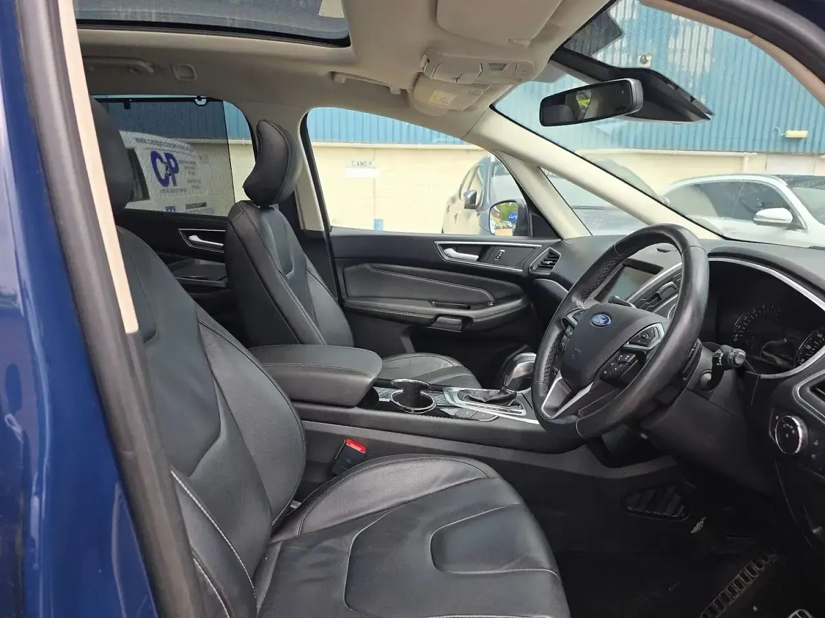 Used Ford S-MAX Sport 210 HP (154 kW) 2016 Blue MPV