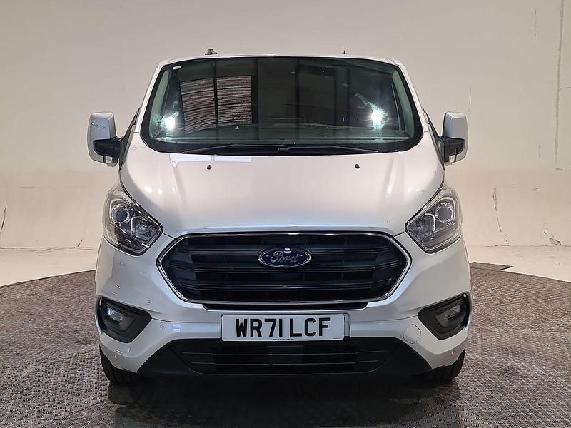 Used Ford Transit Custom Limited 130 HP (95 kW) 2021 Silver Van