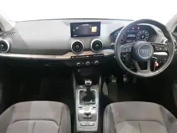 Begagnad Audi Q2 Sport 110 HK (80 kW) 2022 Blå SUV