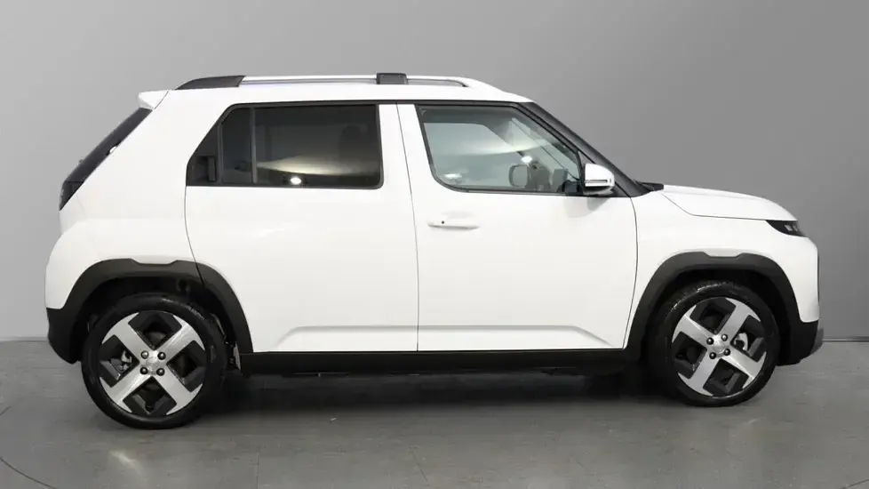 Used Hyundai Inster 84 kW (115 HP) 2025 White Hatchback
