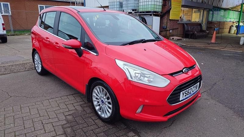 Used Ford B-MAX Titanium 95 HP (69 kW) 2013 Red MPV