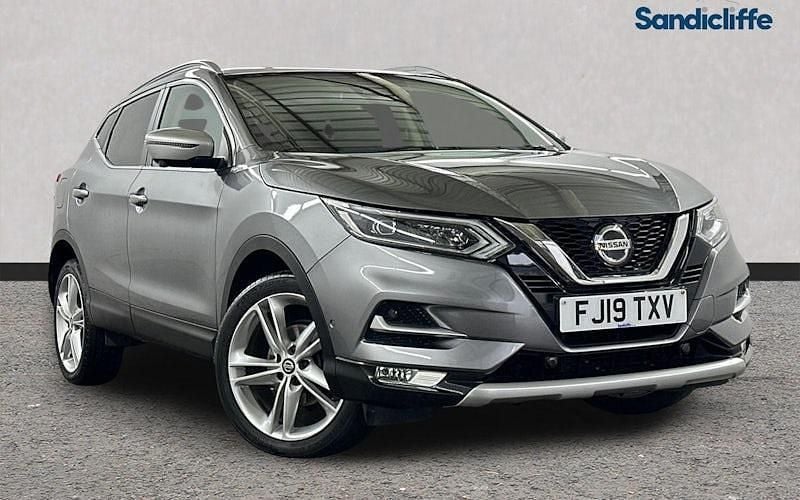 Grey Used 2019 Nissan Qashqai N-Motion SUV | £13,002 (Fair price) - Image 1/4