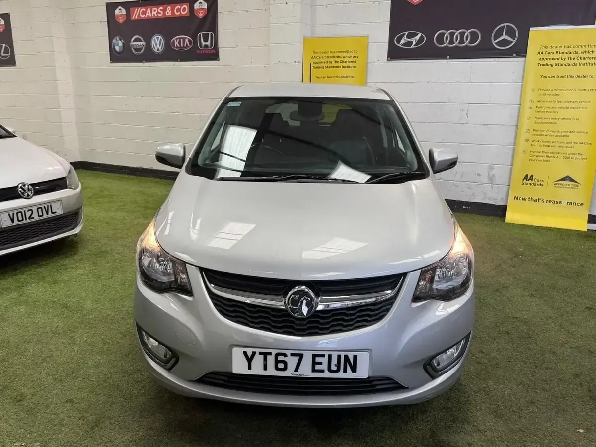 Used Vauxhall Viva 75 HP (55 kW) 2017 Silver Hatchback