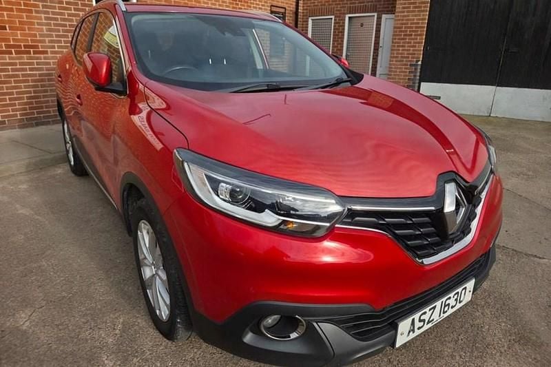 Used Renault Kadjar Dynamique 2016 Red SUV