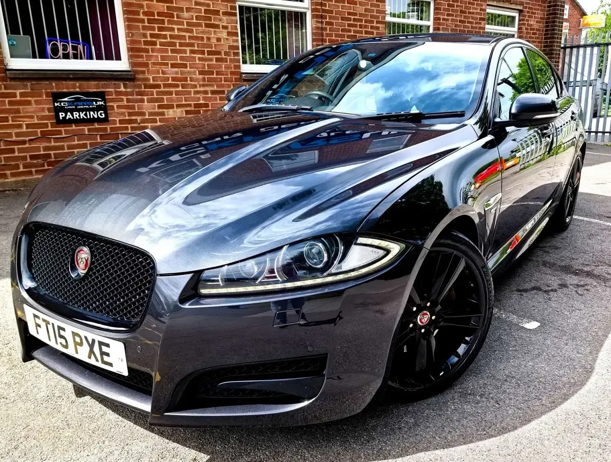 Used Jaguar XF R-Sport 200 HP (147 kW) 2015 Black Sedan