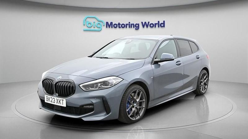 Used BMW 118 M Sport 150 HP (110 kW) 2023 Grey Hatchback