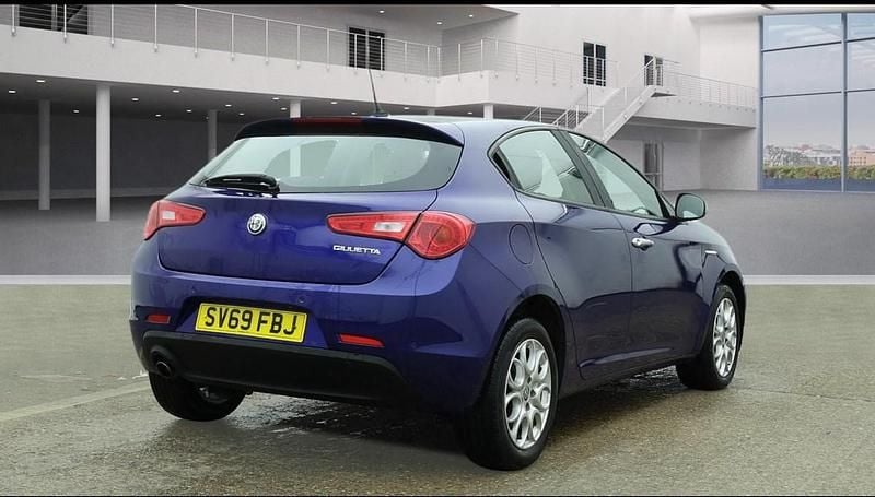Used Alfa Romeo Giulietta Super 120 HP (88 kW) 2020 Blue Hatchback