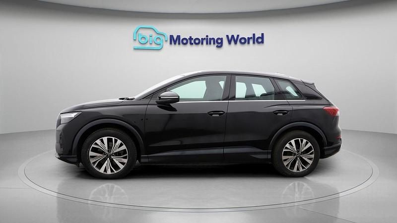 Used Audi Q4 e-tron Sport 125 kW (170 HP) 2022 Black SUV