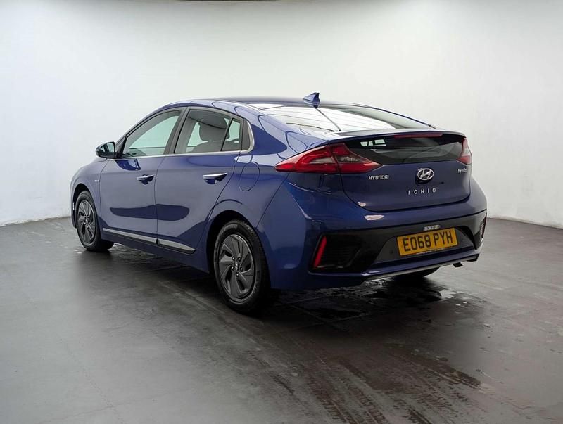 Used Hyundai Ioniq Premium 141 HP (103 kW) 2018 Blue Hatchback