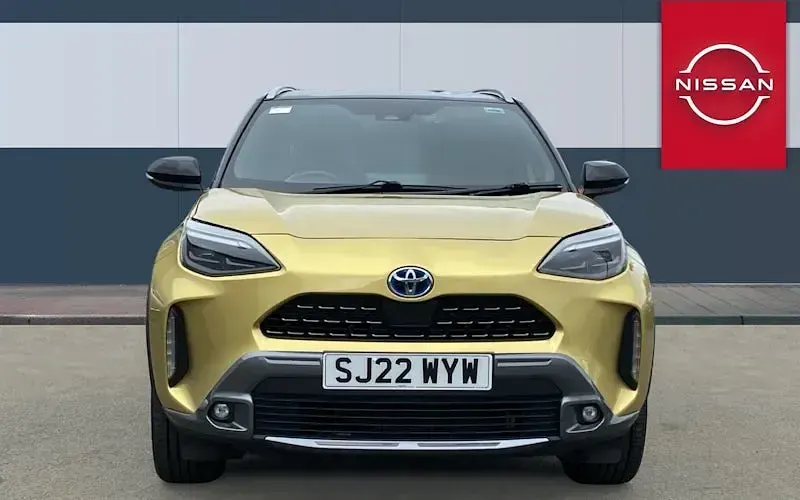 Used Toyota Yaris Hybrid Edition 116 HP (85 kW) 2022 Estate