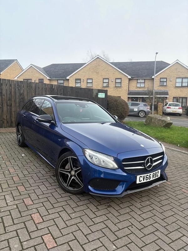 Used Mercedes C220 AMG line 2016 Blue Estate