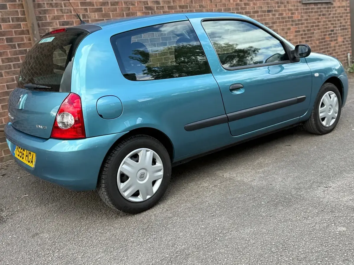 Used Renault Clio Campus 2007 Blue Hatchback