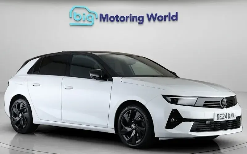 Used Vauxhall Astra S 131 HP (96 kW) 2024 Hatchback