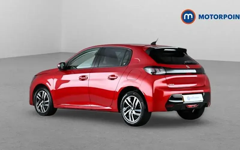 Gebraucht Peugeot 208 Allure 102 PS (75 kW) 2021 Rot Kleinwagen