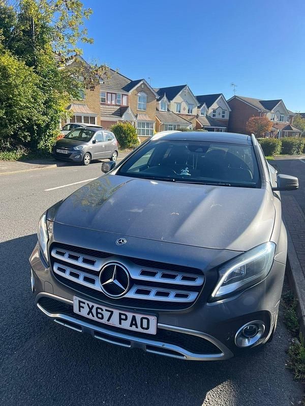 Grey Used 2017 Mercedes 200 Premium Plus Estate | £10,000 (Fair price) - Image 1/4