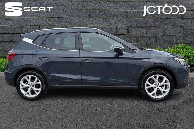 Used Seat Arona FR Sport 114 HP (83 kW) 2025 Blue SUV