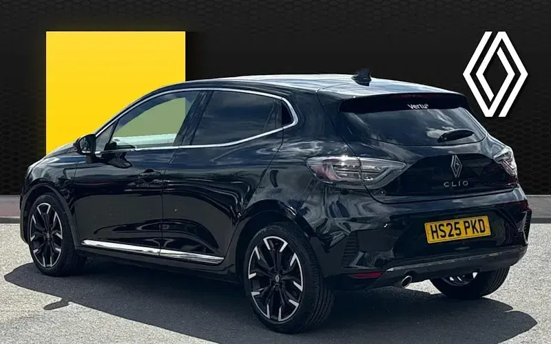 Used Renault Clio Techno 90 HP (66 kW) 2025 Black  Hatchback