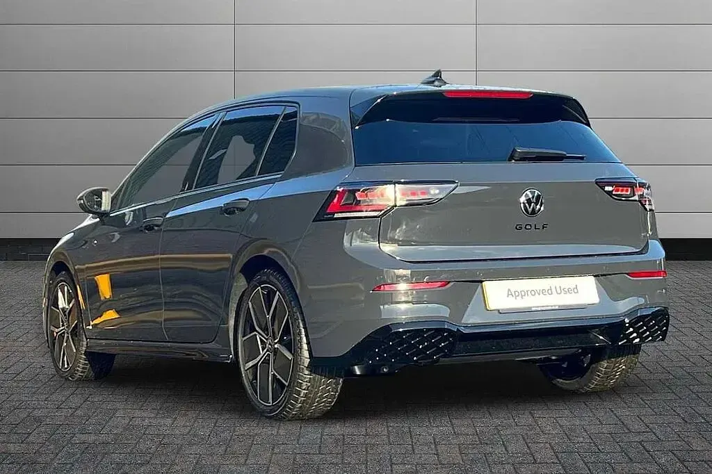 Used VW Golf VIII 150 HP (110 kW) 2026